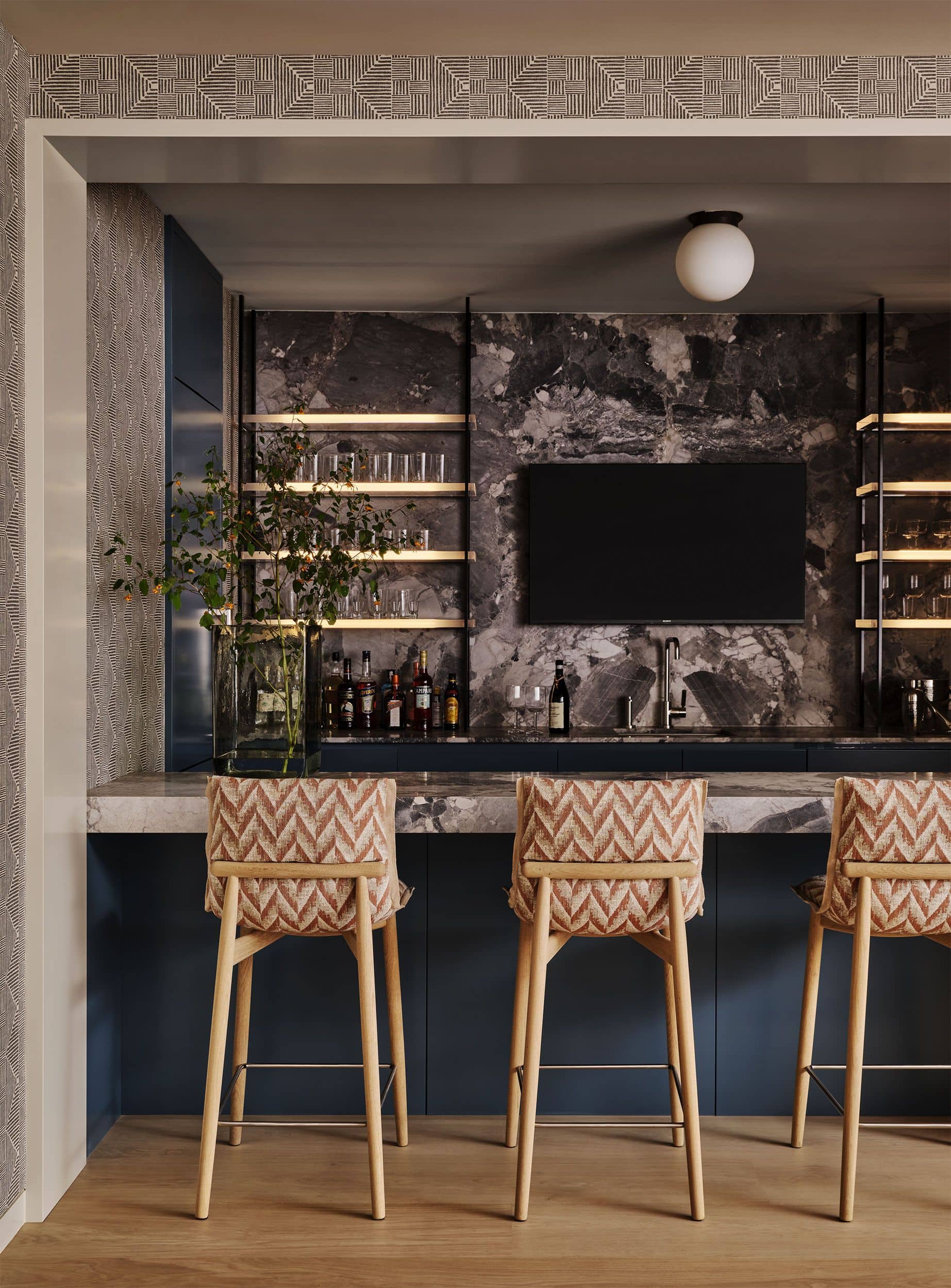 Gilded-Age-Meets-Modern-Age-In-This-Luxury-Home_7 Gilded-Age-Meets-Modern-Age-In-This-Luxury-Home_7 Gilded Age Meets Modern Age In This Luxury Home_7 luxury home Gilded Age Meets Modern Age In This Luxury Home Gilded Age Meets Modern Age In This Luxury Home 7