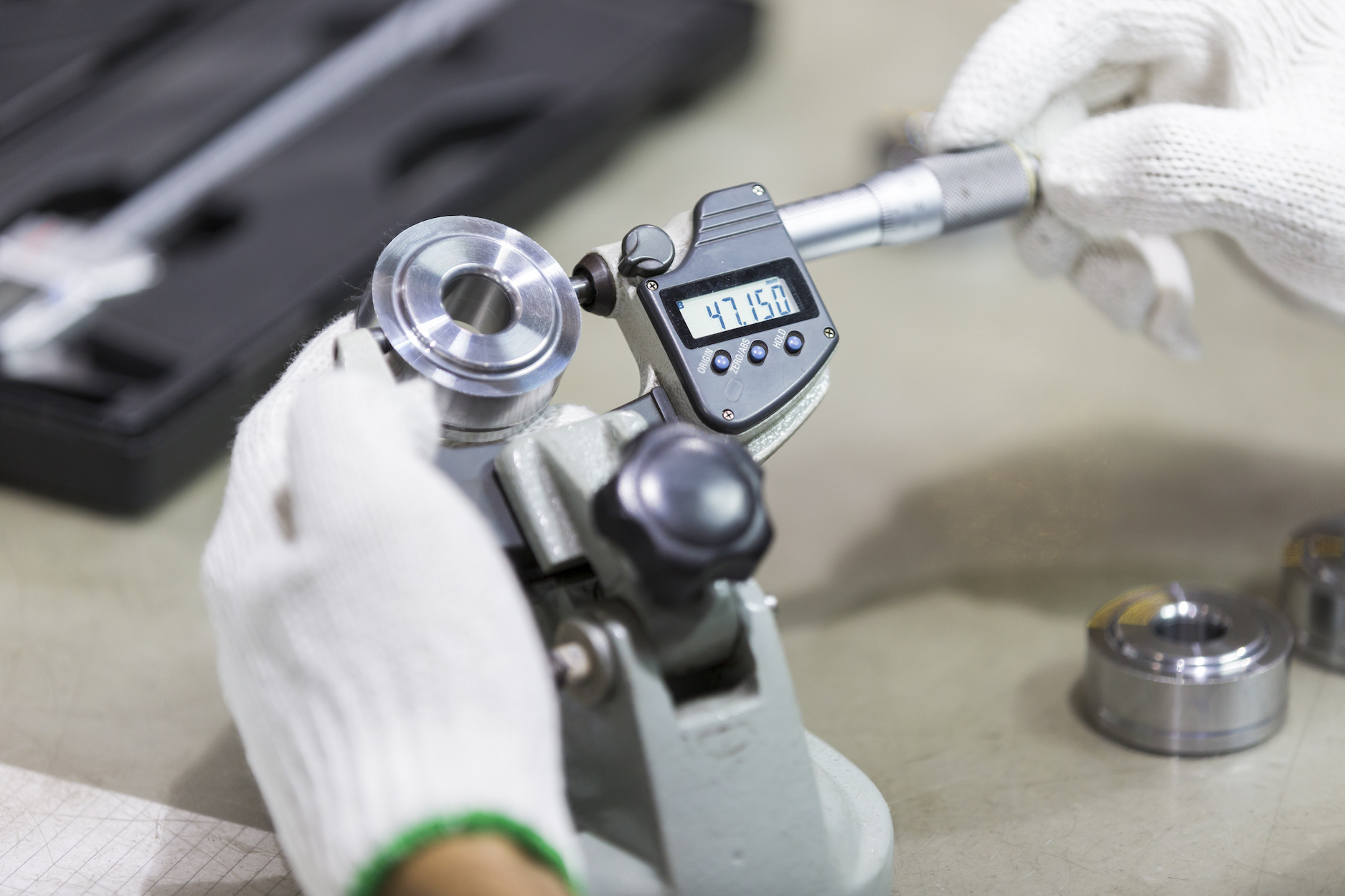 mikrometr zewnetrzny elektroniczny