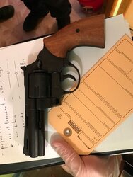 Tournay. son voisin fait du bruit, il le menace d'un pistolet