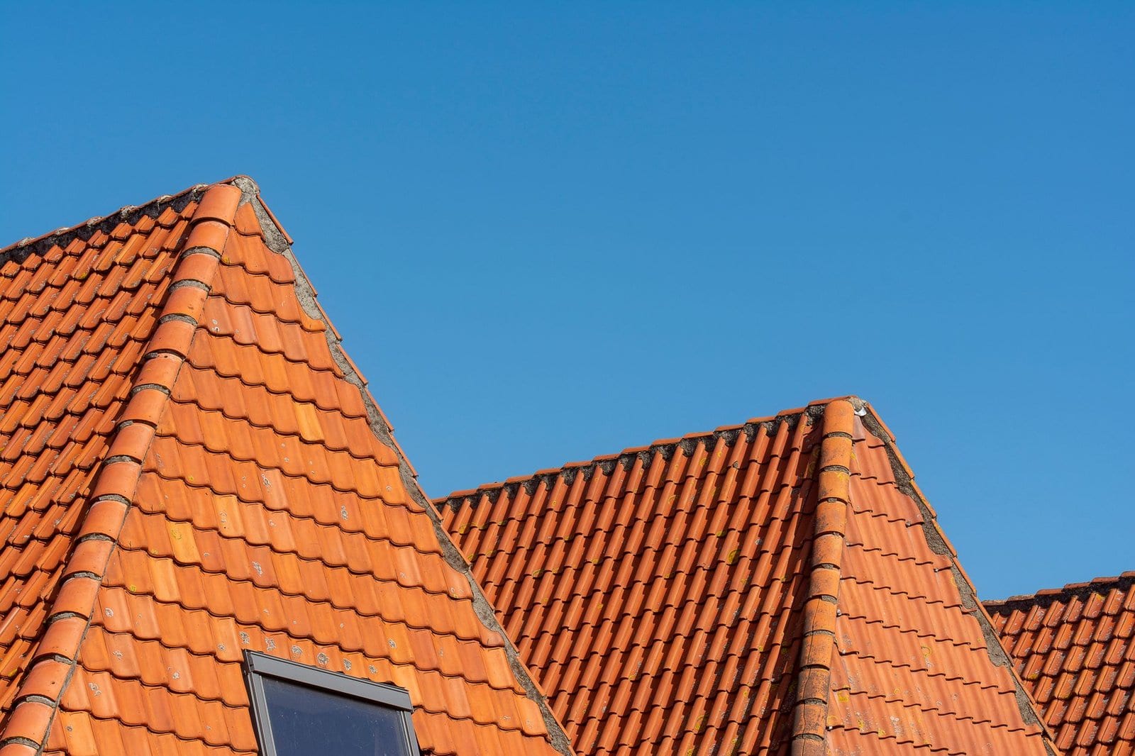 Hoe herken je een slecht geïsoleerd dak in een oudere woning?