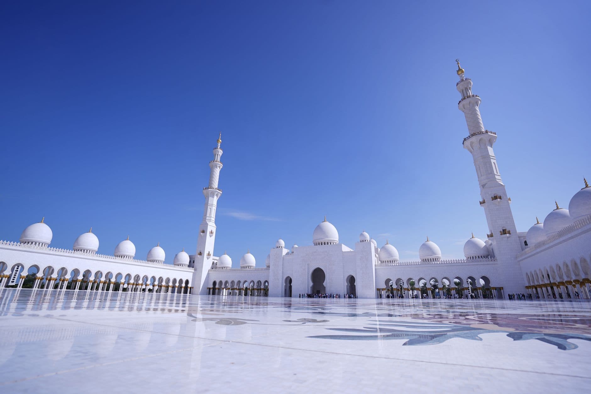 Abu Dhabi Travel Guide: How to Plan the Perfect UAE Stopover
