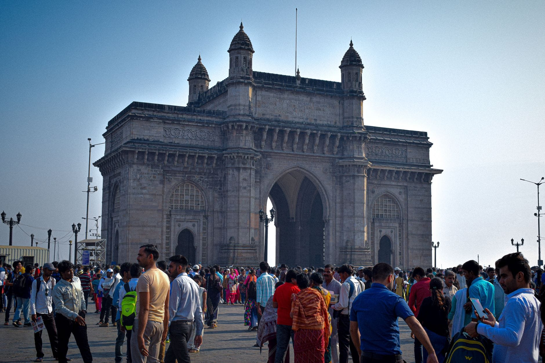 Mumbai Travel Guide: How to Navigate India’s Maximum City