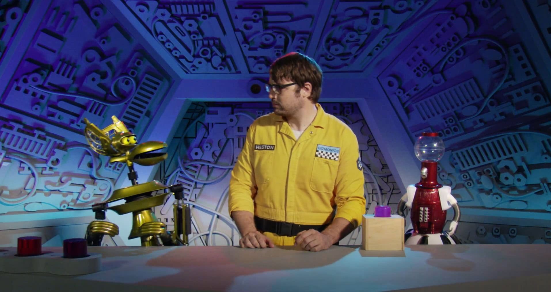 MST3K005