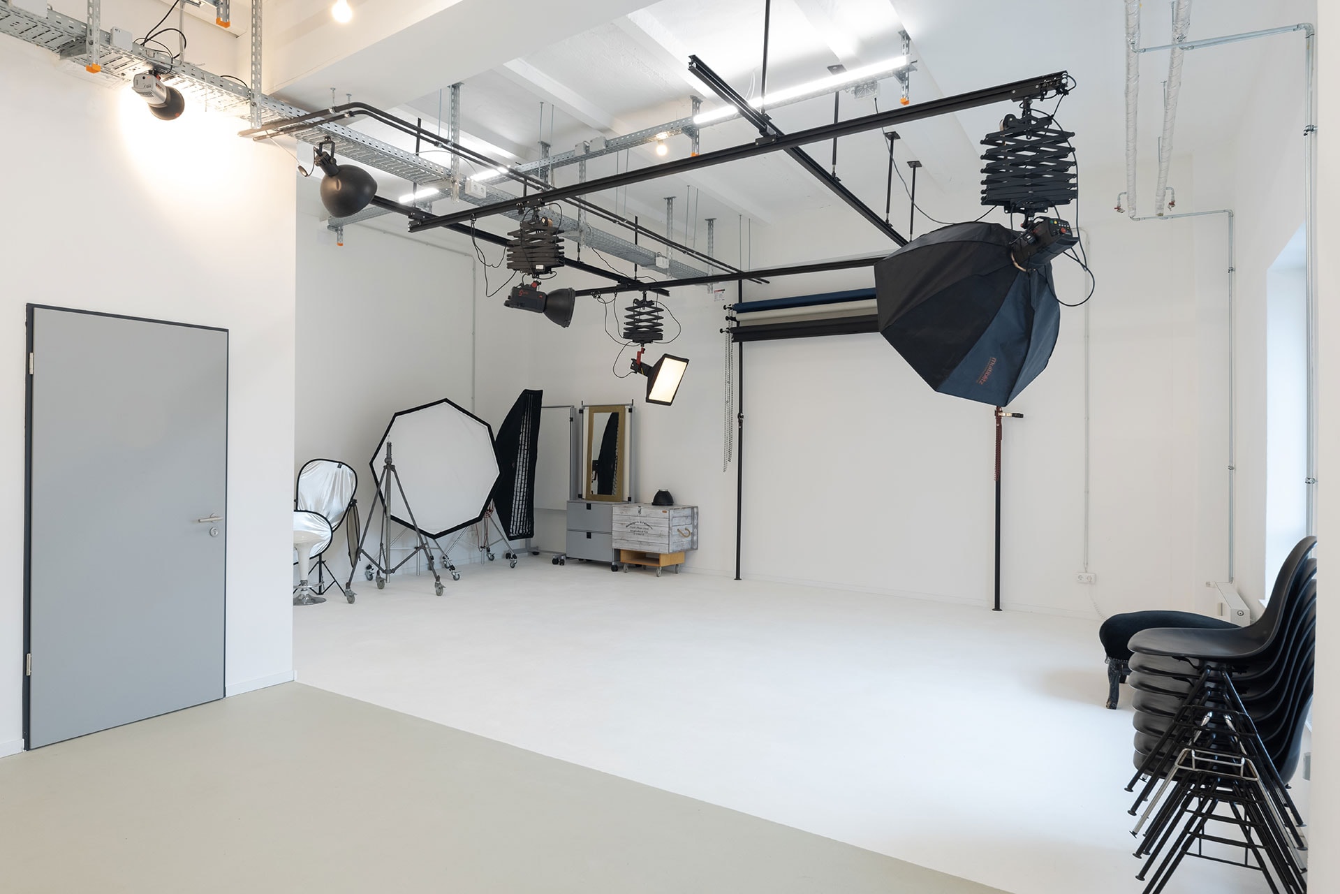 Fotostudio Menasse Gebegzi Fotografie in Köln Deutz