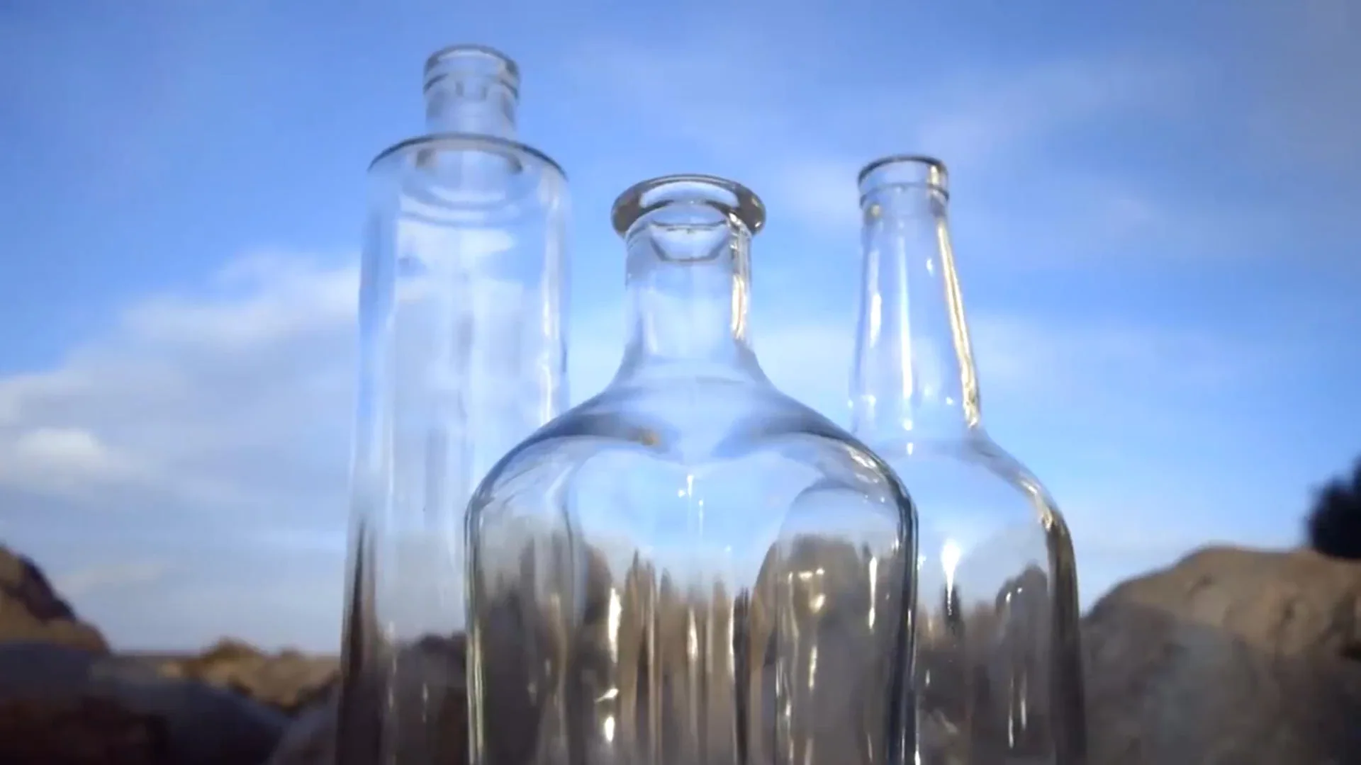 Best Glass Manufacturing Companies for Custom Glass Bottles