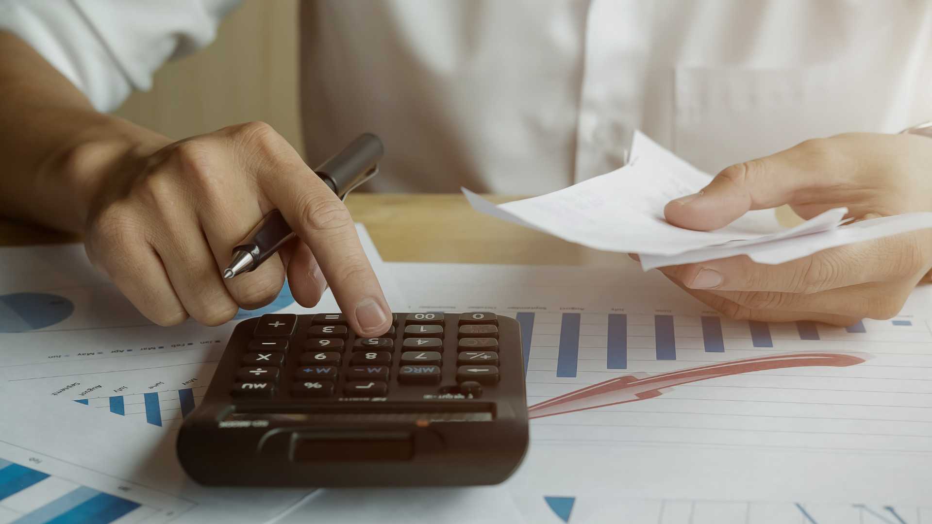Hospitality businesses are set to save money on energy bills.