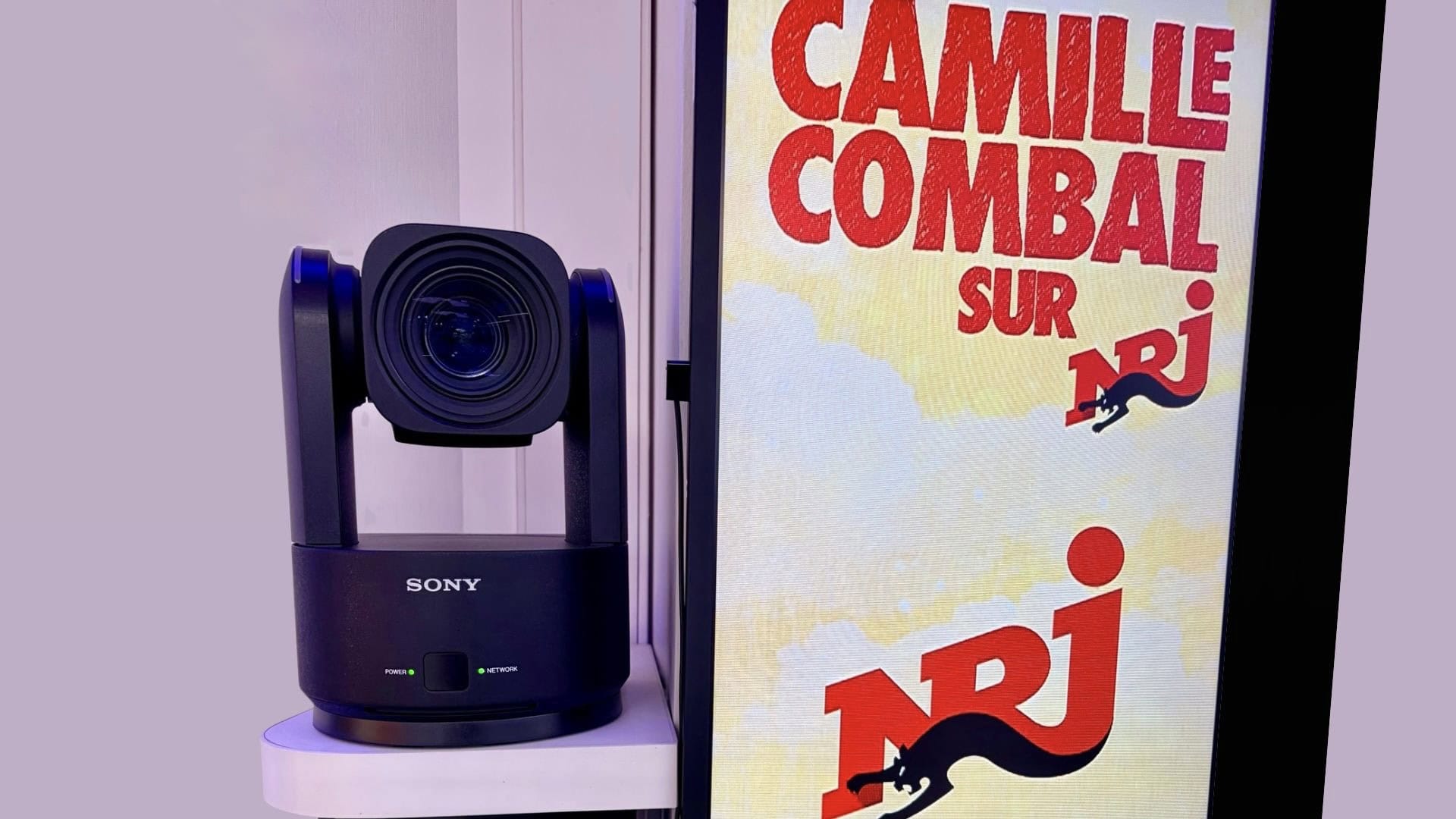 NRJ modernise son studio avec des caméras PTZ Sony BRC-AM7 © Sony