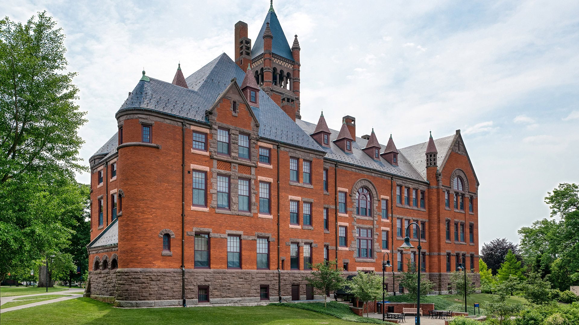 Historic Glatfelter Hall at Gettysburg College