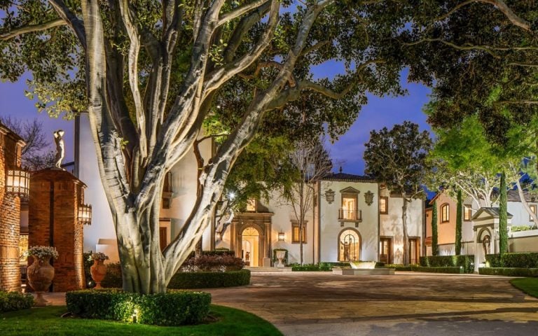 15 Celebrities With The Most Expensive Houses_12 15 celebrities with the most expensive houses 15 Celebrities With The Most Expensive Houses 15 Celebrities With The Most Expensive Houses 1 768x480