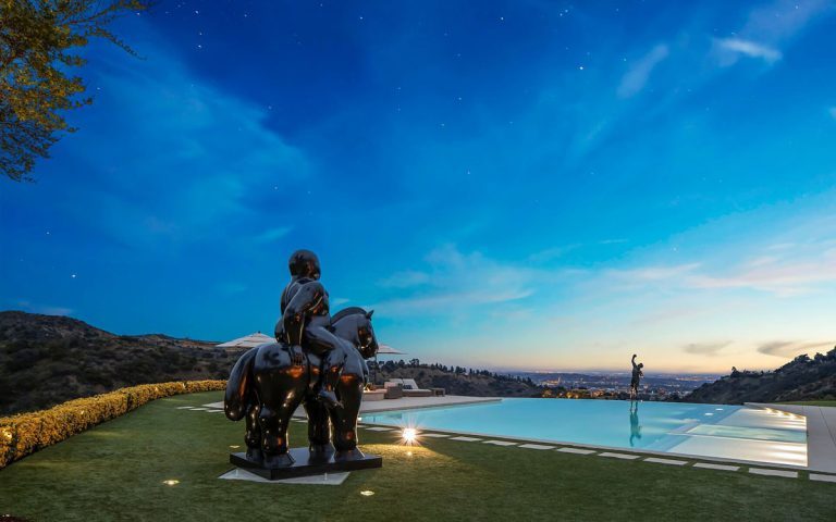 15 Celebrities With The Most Expensive Houses_12 15 celebrities with the most expensive houses 15 Celebrities With The Most Expensive Houses 15 Celebrities With The Most Expensive Houses 12 768x480
