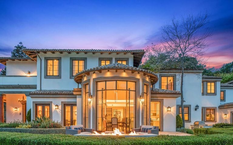15 Celebrities With The Most Expensive Houses_12 15 celebrities with the most expensive houses 15 Celebrities With The Most Expensive Houses 15 Celebrities With The Most Expensive Houses 3 768x480