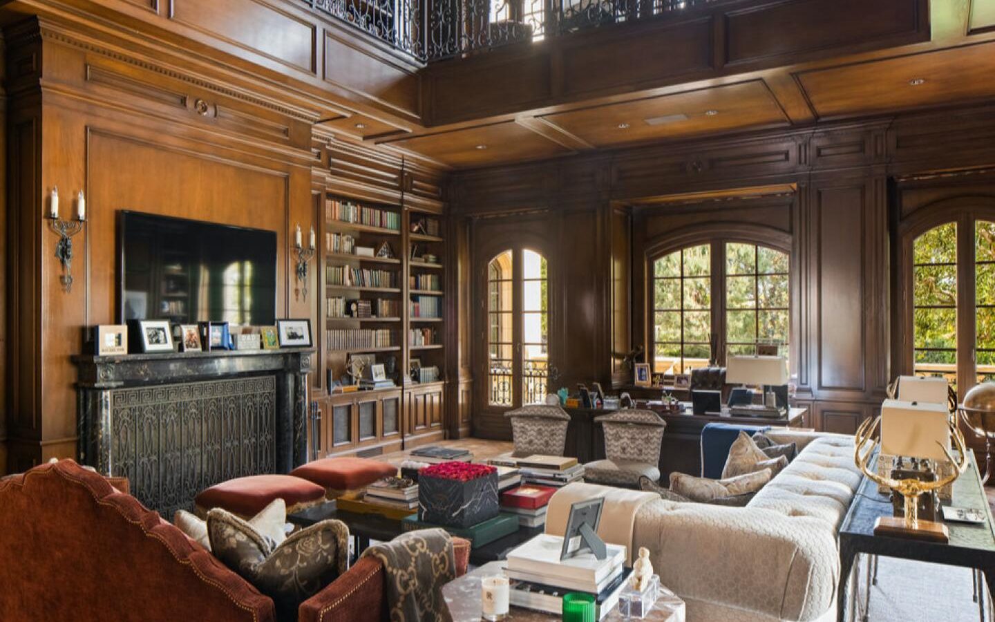 15 Celebrities With The Most Expensive Houses_1 15 celebrities with the most expensive houses 15 Celebrities With The Most Expensive Houses 15 Celebrities With The Most Expensive Houses 5 1440x900