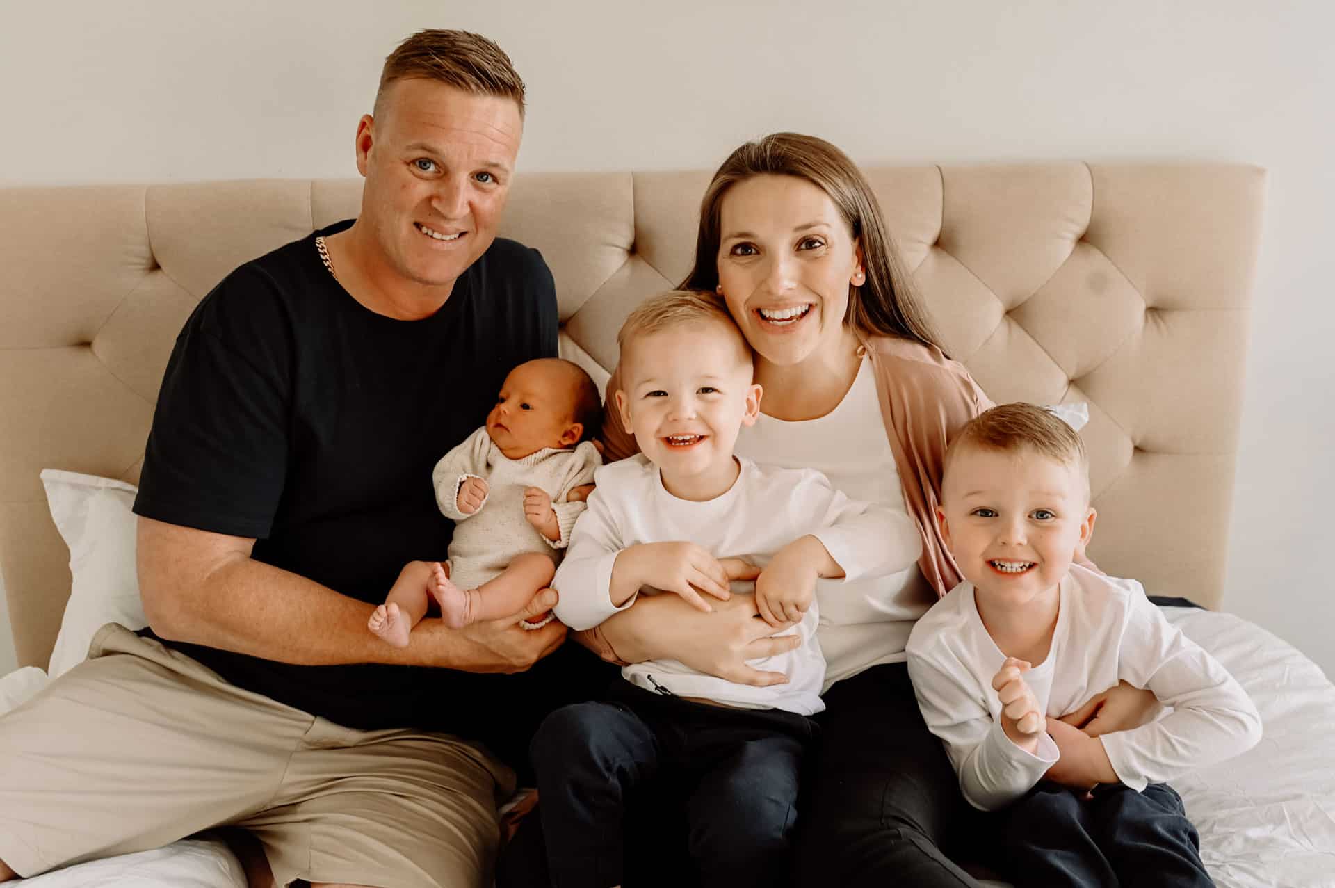 Mama Linc CEO and Founder Courtney Garland with her Husband and Three Children