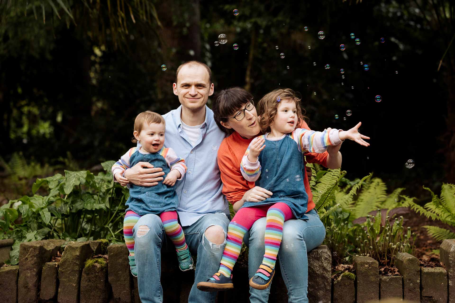 Mini Family Photoshoot session at Walkden Gardens in Sale with The Beemish Family by ER Photography - Family portrait photographers manchester