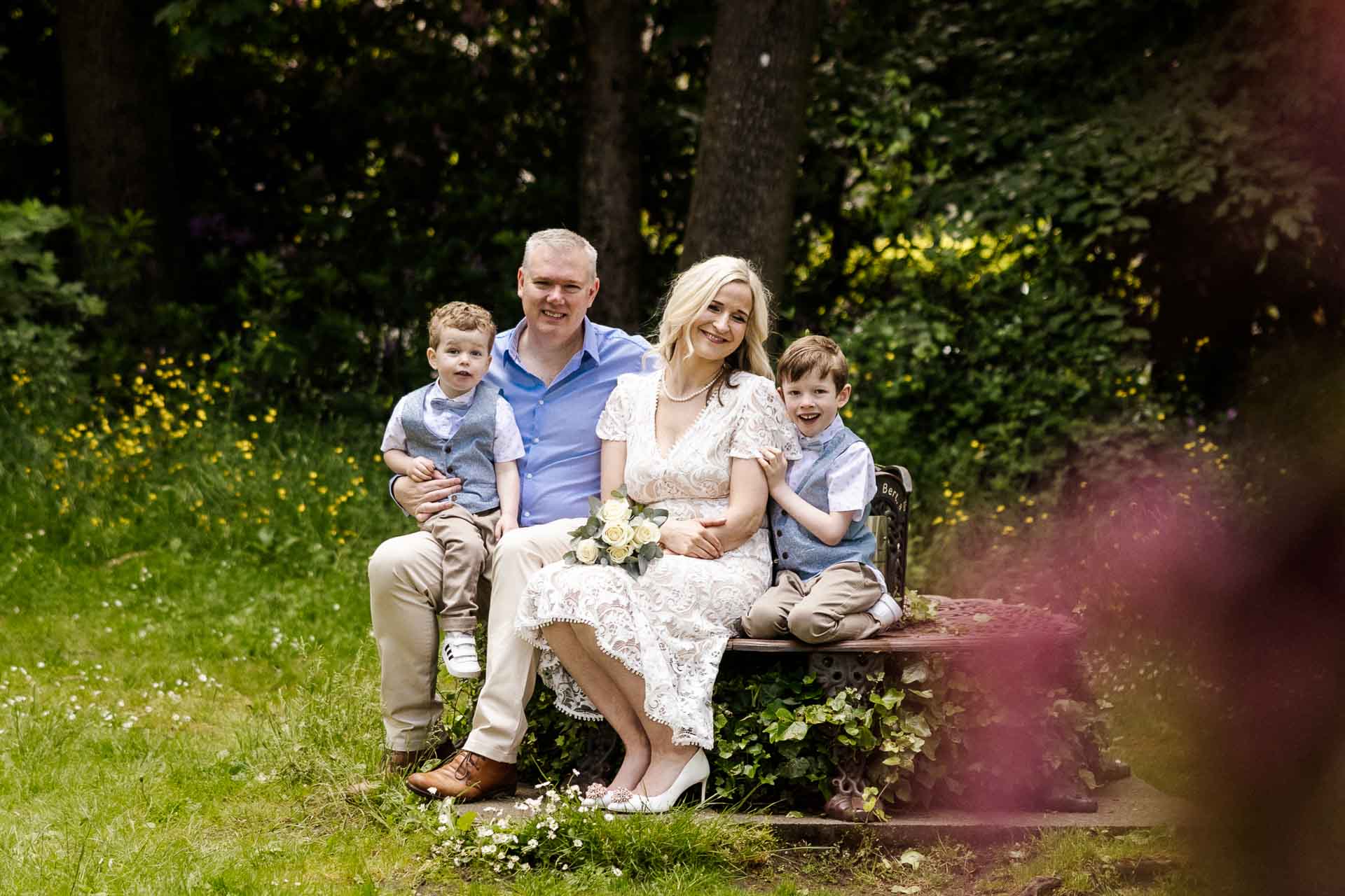 roe green worsley family photographer for mini family photoshoot sessions
