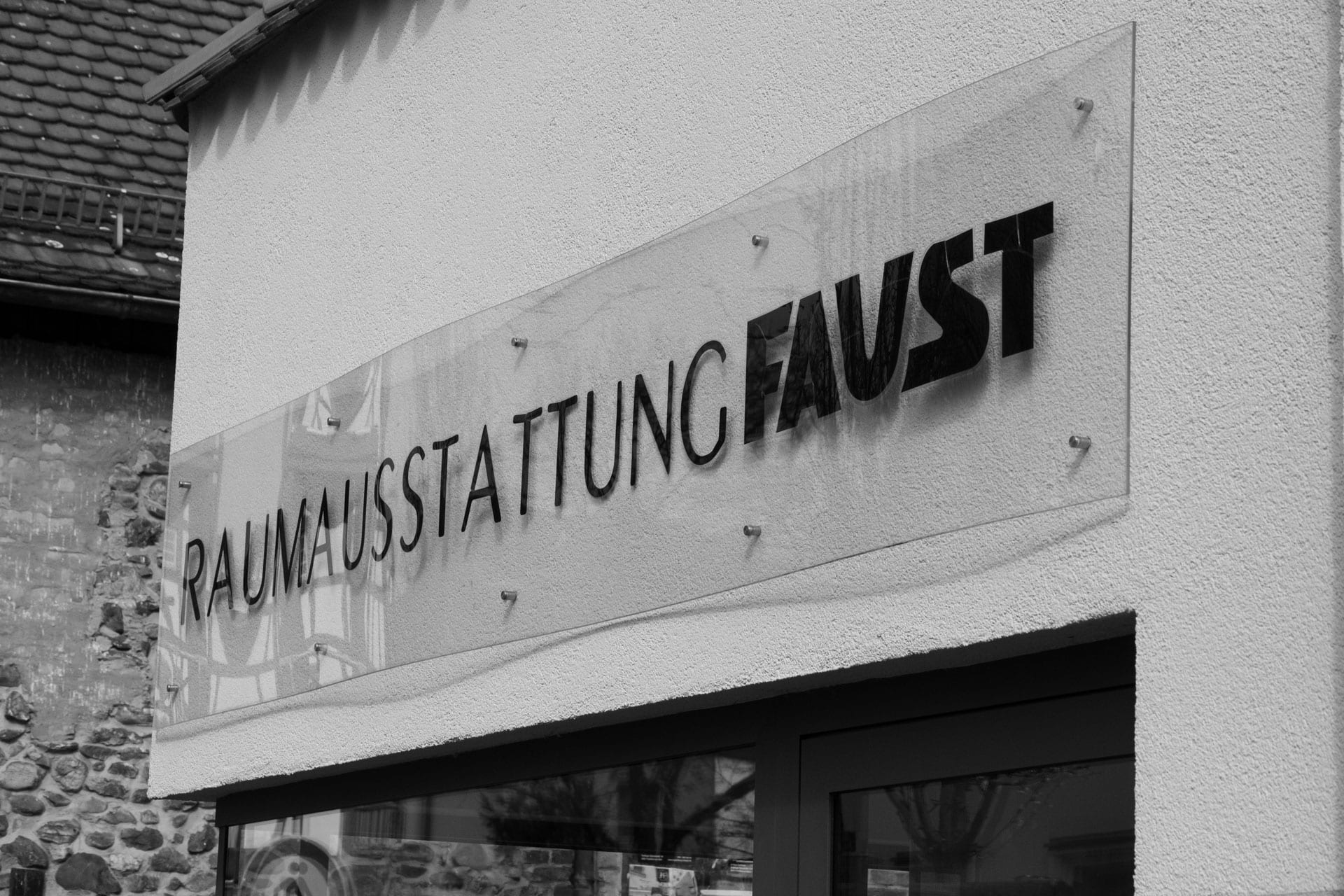 Außenbereich Raumausstattung Faust Hofheim