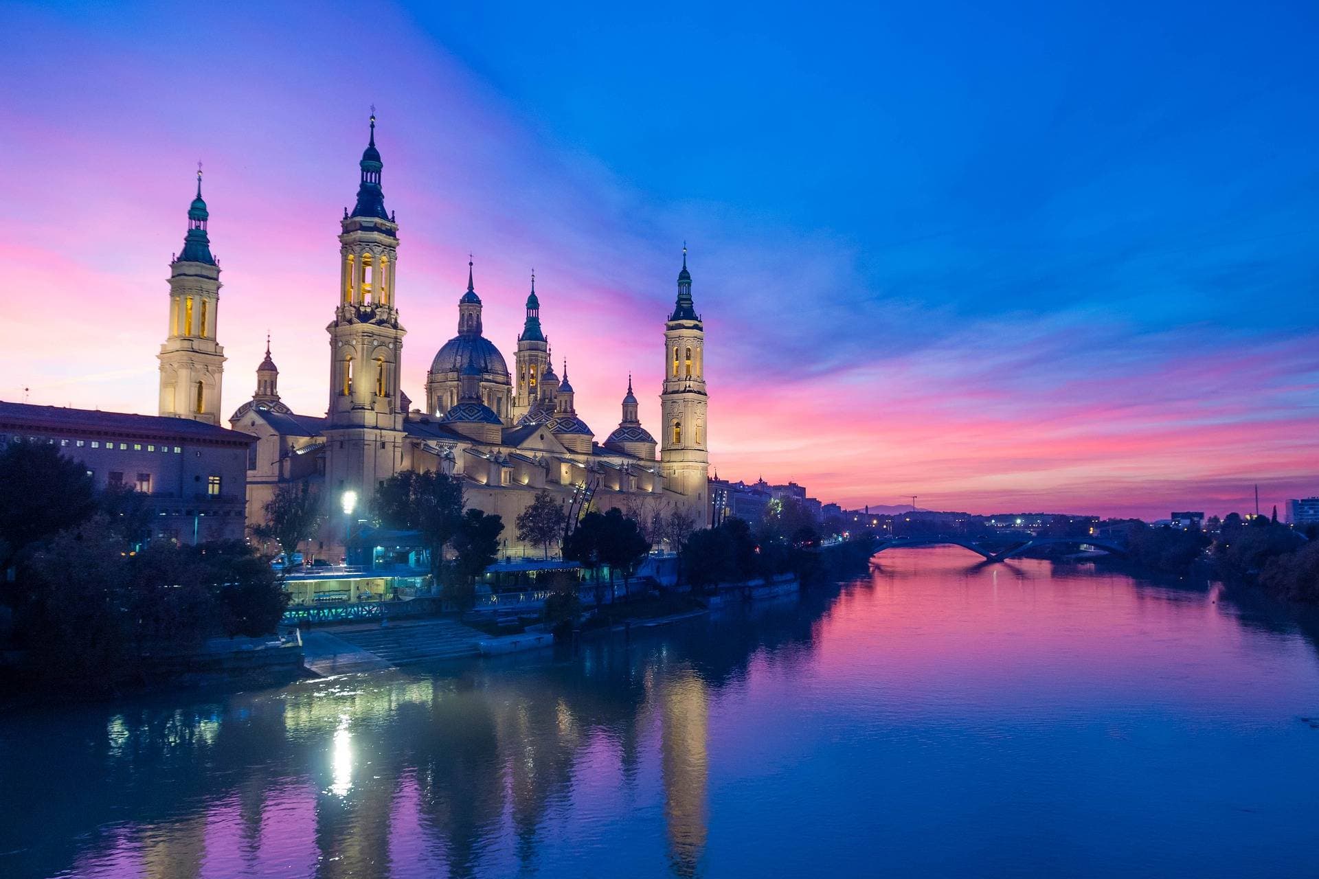 Gil stauffer | mudarse a zaragoza: 7 razones por las que trasladarse a zaragoza