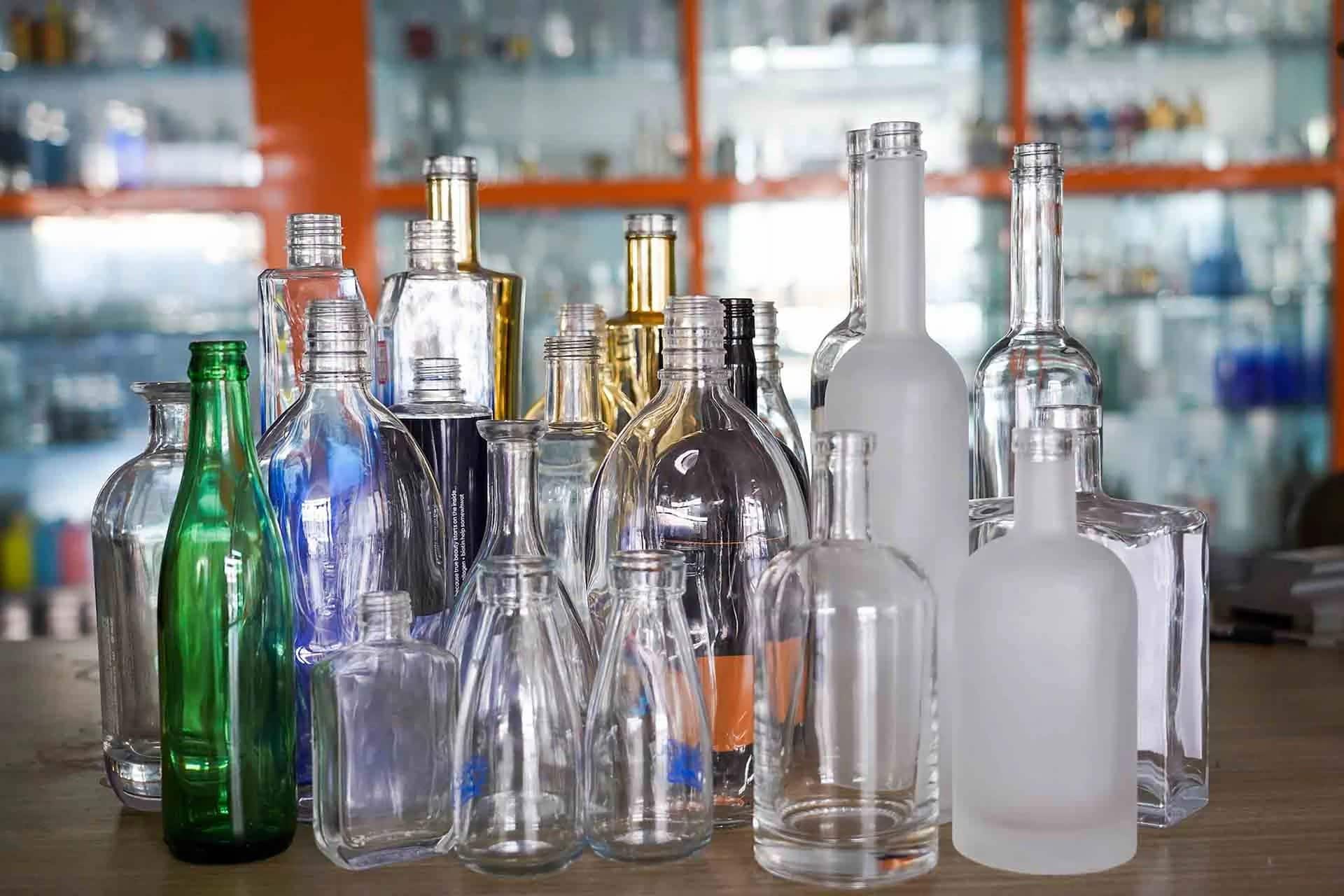Bulk glass bottle