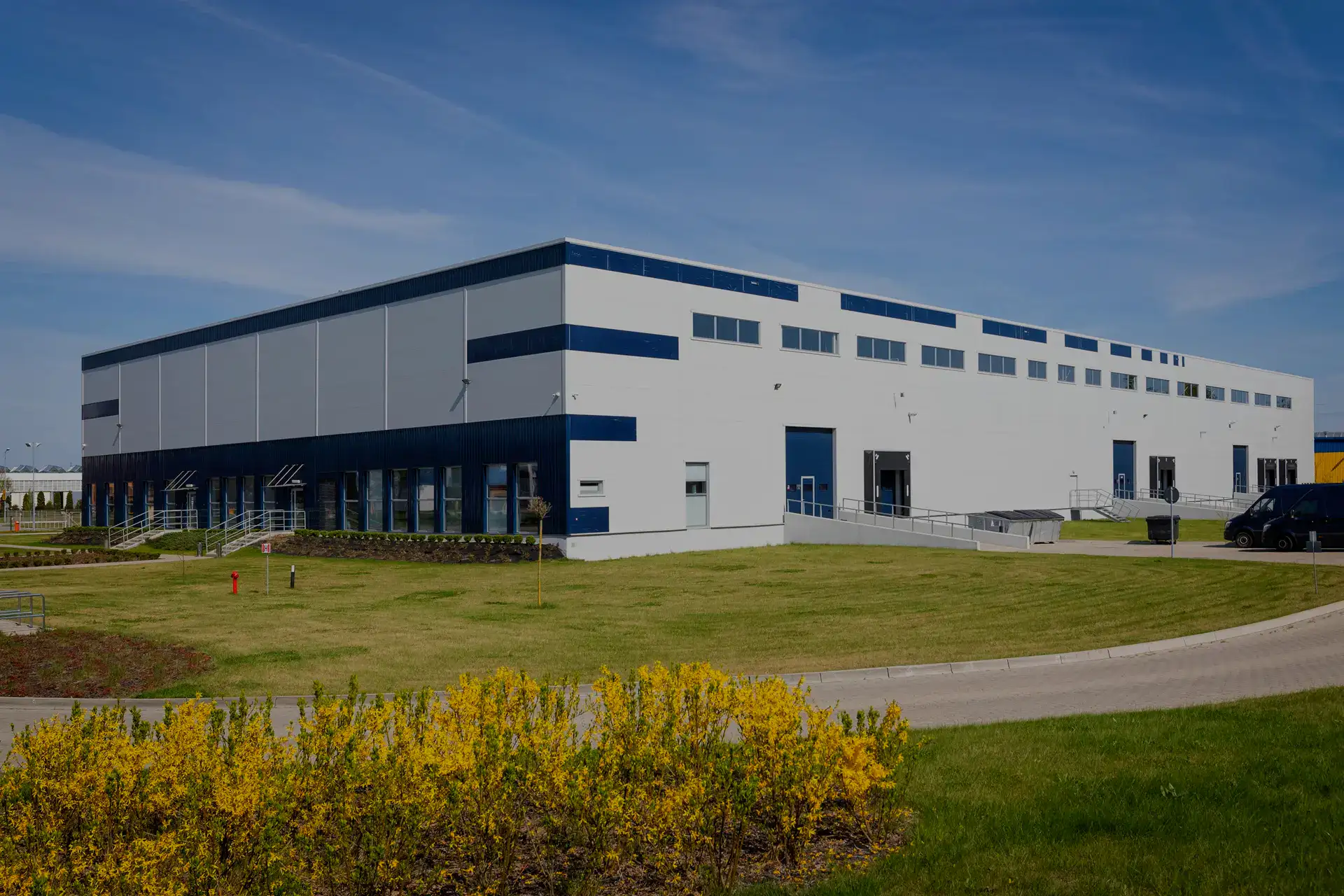 Steel Buildings Canada Slide