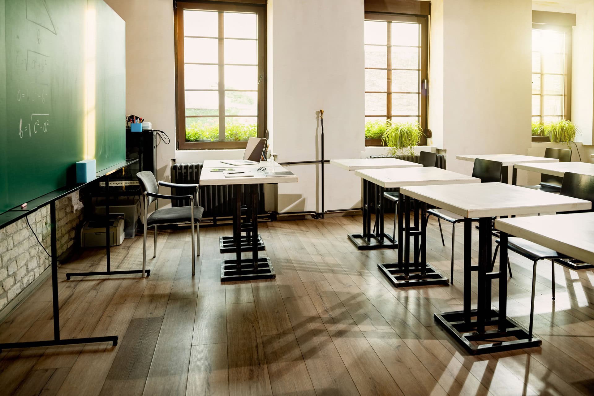 électricité, mise en sécurité, mise aux normes, qualifelec, IRVE, Qualibat RGE, électricien, tableau électrique, chauffage, éclairage, domotique, recharge véhicule électrique