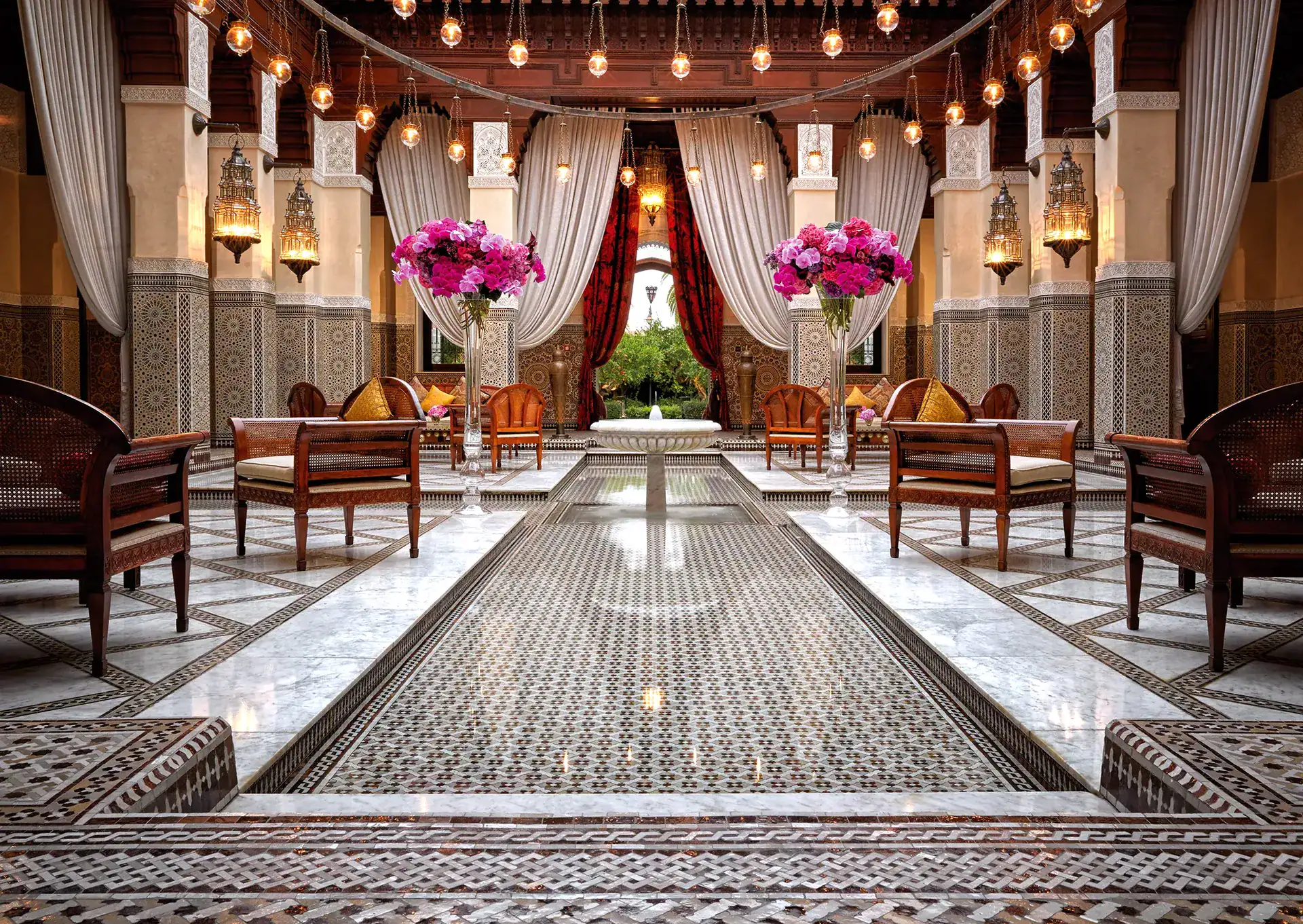 The 29 Most Stunning Hotel Lobbies In The World_23 hotel lobbies The 29 Most Stunning Hotel Lobbies In The World The 29 Most Stunning Hotel Lobbies In The World 23