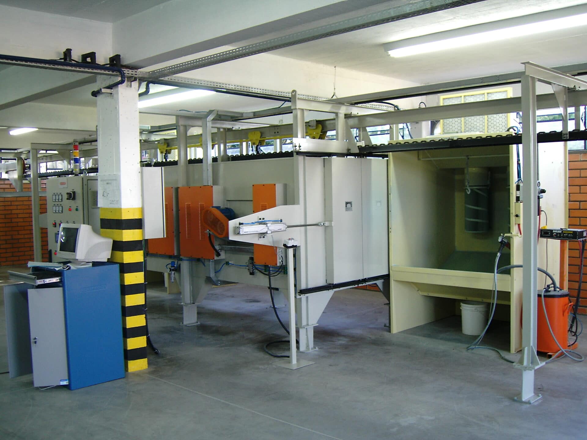 Fornos Contínuos Para Tratamento Térmico da Grefortec DIGITAL CAMERA