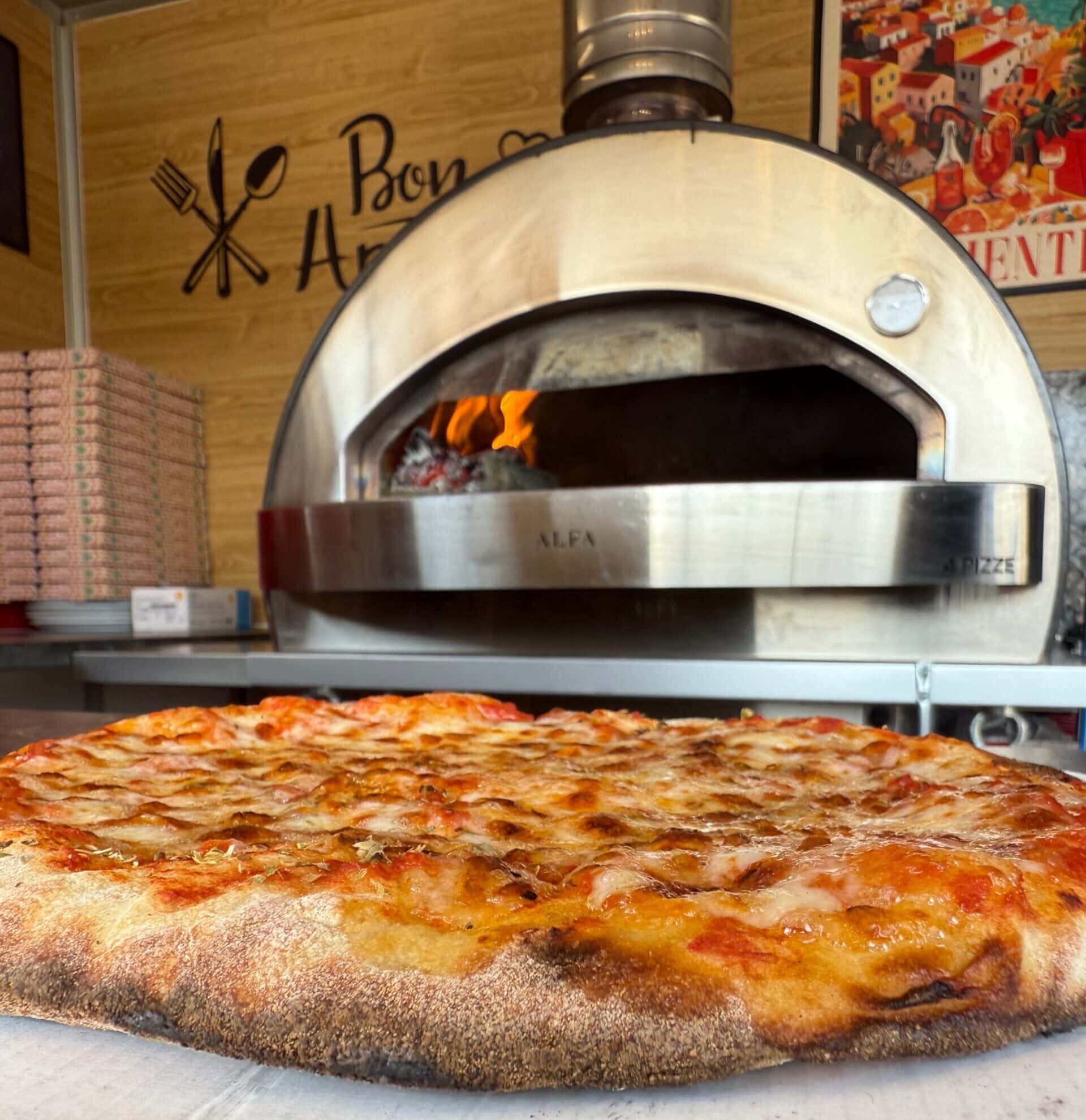 food truck événementiel, pizza feu de bois, mariage, entreprise, Romandie