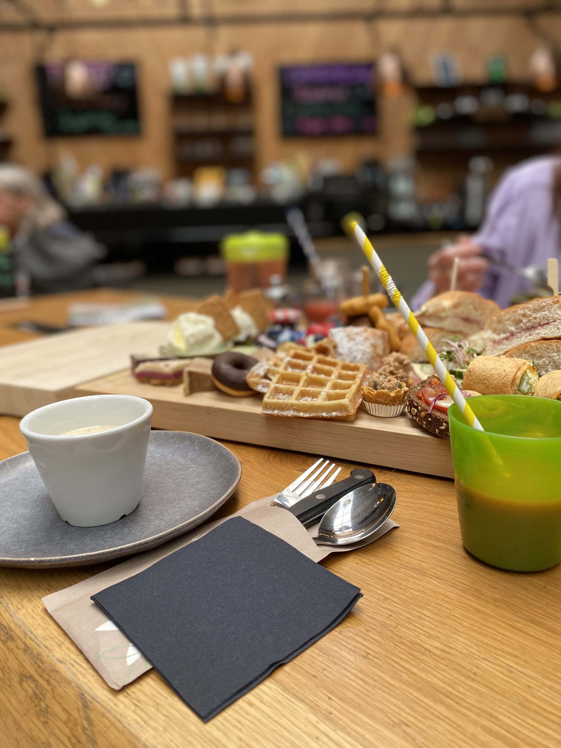 Moeder en kind High Tea Leurs