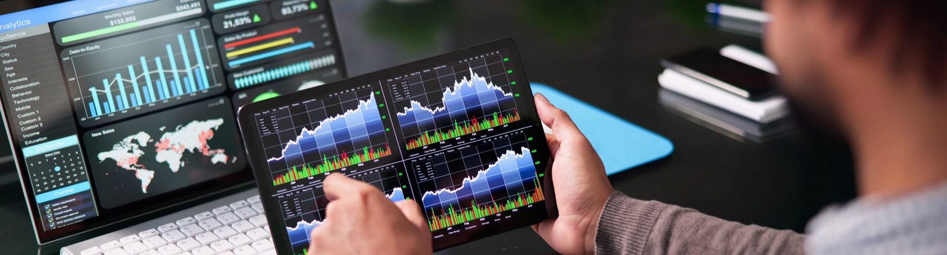 Harnessing-the-Power-of-Dashboards-for-Data-Driven-Decision-Making