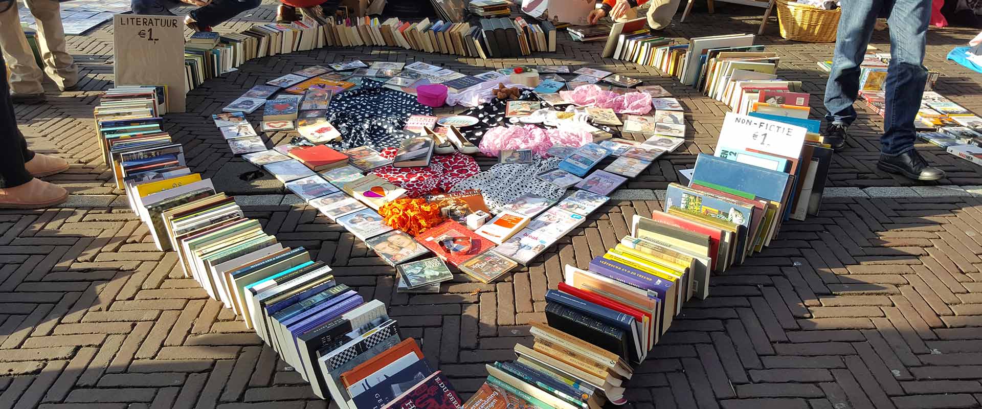 how to do a great garage sale
