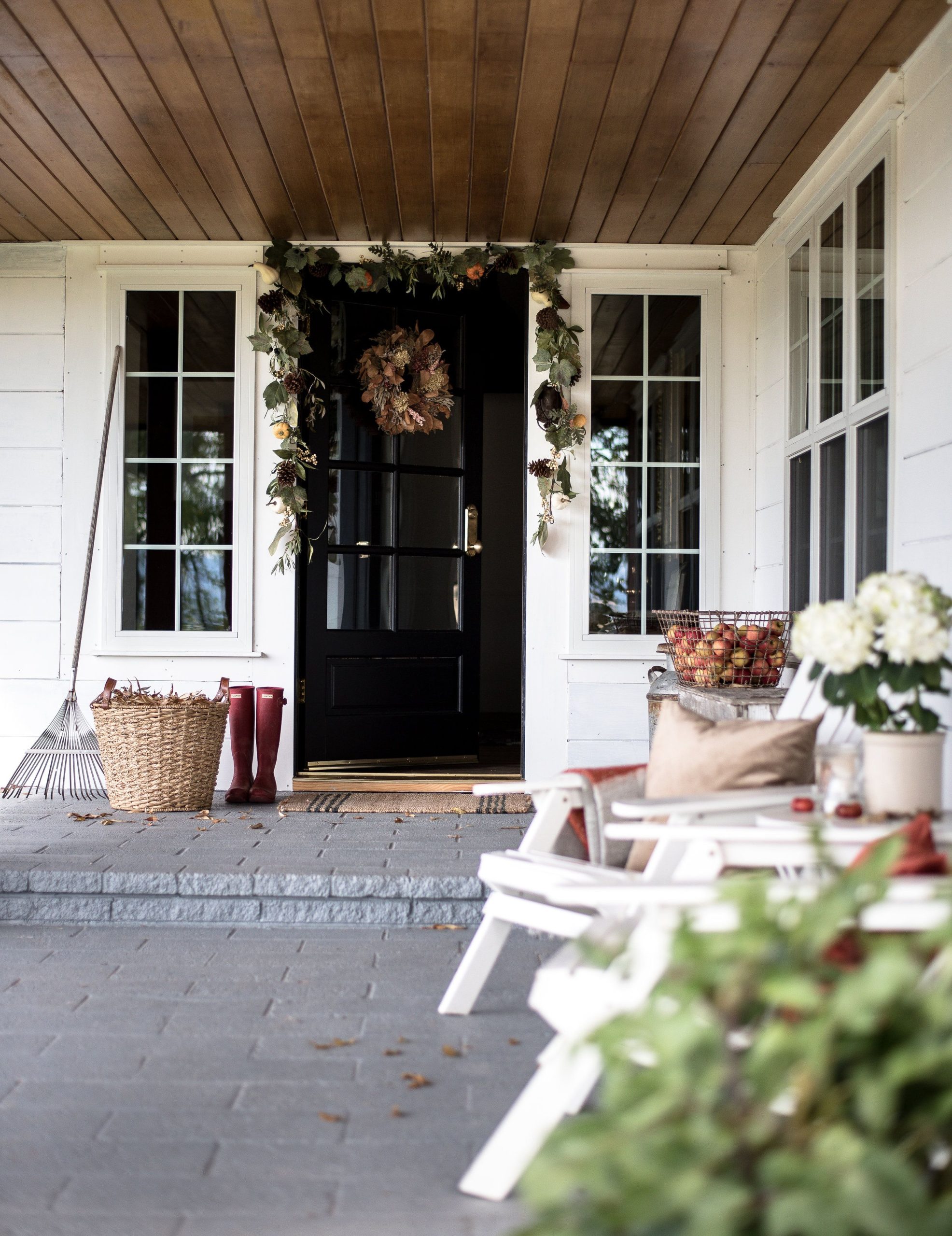 22-Enchanting-Fall-Porch-Decor-Ideas-To-Try-This-Year_10-scaled 22-Enchanting-Fall-Porch-Decor-Ideas-To-Try-This-Year_10-scaled 22 Enchanting Fall Porch Decor Ideas To Try This Year_10 fall porch decor ideas 22 Enchanting Fall Porch Decor Ideas To Try This Year 22 Enchanting Fall Porch Decor Ideas To Try This Year 10 scaled