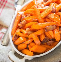 maple bacon roasted carrots