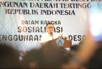 Mendes Yandri menyampaikan regulasi yang diatur dalam Peraturan Menteri Desa dan Pembangunan Daerah Tertinggal Nomor 2 Tahun 2024 tentang Petunjuk Operasional Atas Fokus Penggunaan Dana Desa 2025. 