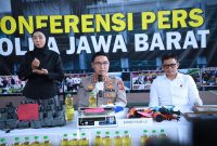 Ditreskrimsus Polda Jabar Berhasil Mengungkap Kasus Produksi dan Peredaran Miyak Goreng Minyakita di Kasomalang 