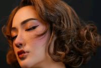 Viral! Sosok Wanita Cantik Melly Mono, Usai Dirinya Menjadi Inspirasi Terciptanya Lagu Yang Terdalam Ariel Noah
