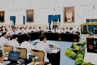 Bakom RI, Muhammad Qodari, menjelaskan bahwa pengaturan posisi tempat duduk dalam Sidang Kabinet Paripurna di Istana Kepresidenan. 