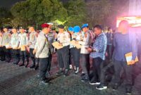 Kondisi Bandung saat ini sudah kondusif. Jajaran kepolisian tengah menyelidiki para pelaku penyerangan terhadap personel semalam. 