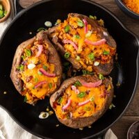 barbecue chicken stuffed sweet potato