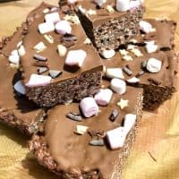 Easy Chocolate Rice Krispy Marshmallow Squares