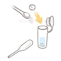 水に溶かすやり方 小さな容器に薬を入れて溶かす、スポイト