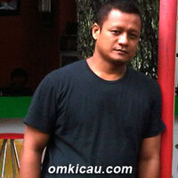 ERICK CANDRA, PEMILIK MONSTER Erick Candra, Pemilik Monster