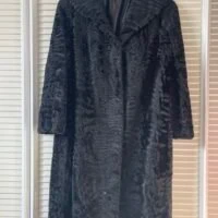 Abrigo Piel Astracán Swakara Negro talla S/M