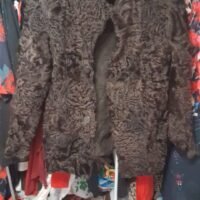 PRECIOSA CHAQUETA REVERSIBLE ANTE-ASTRACAN
