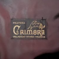 Abrigo de piel de astracán.