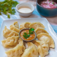 Momos