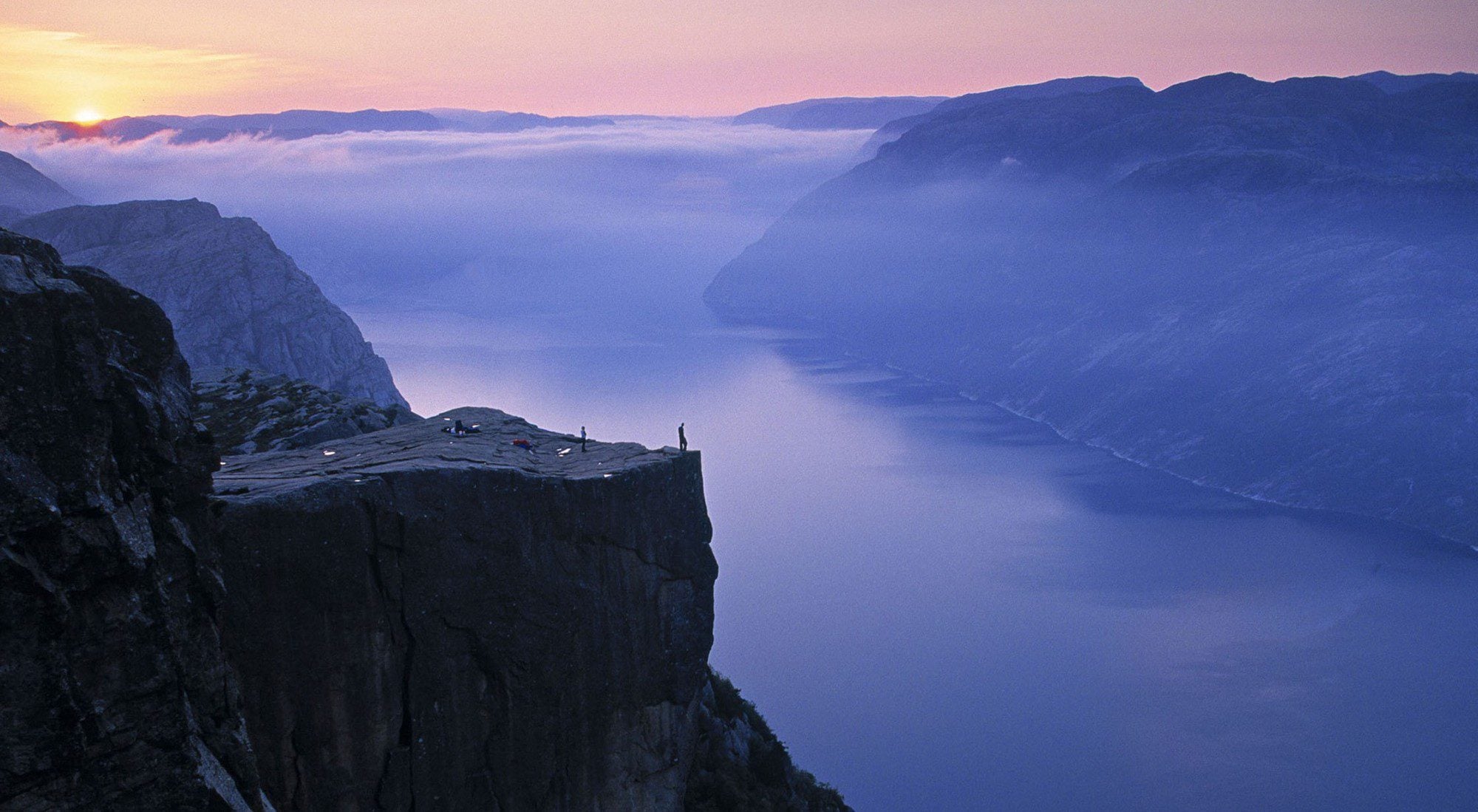 Кафедра проповедника Preikestolen Норвегия