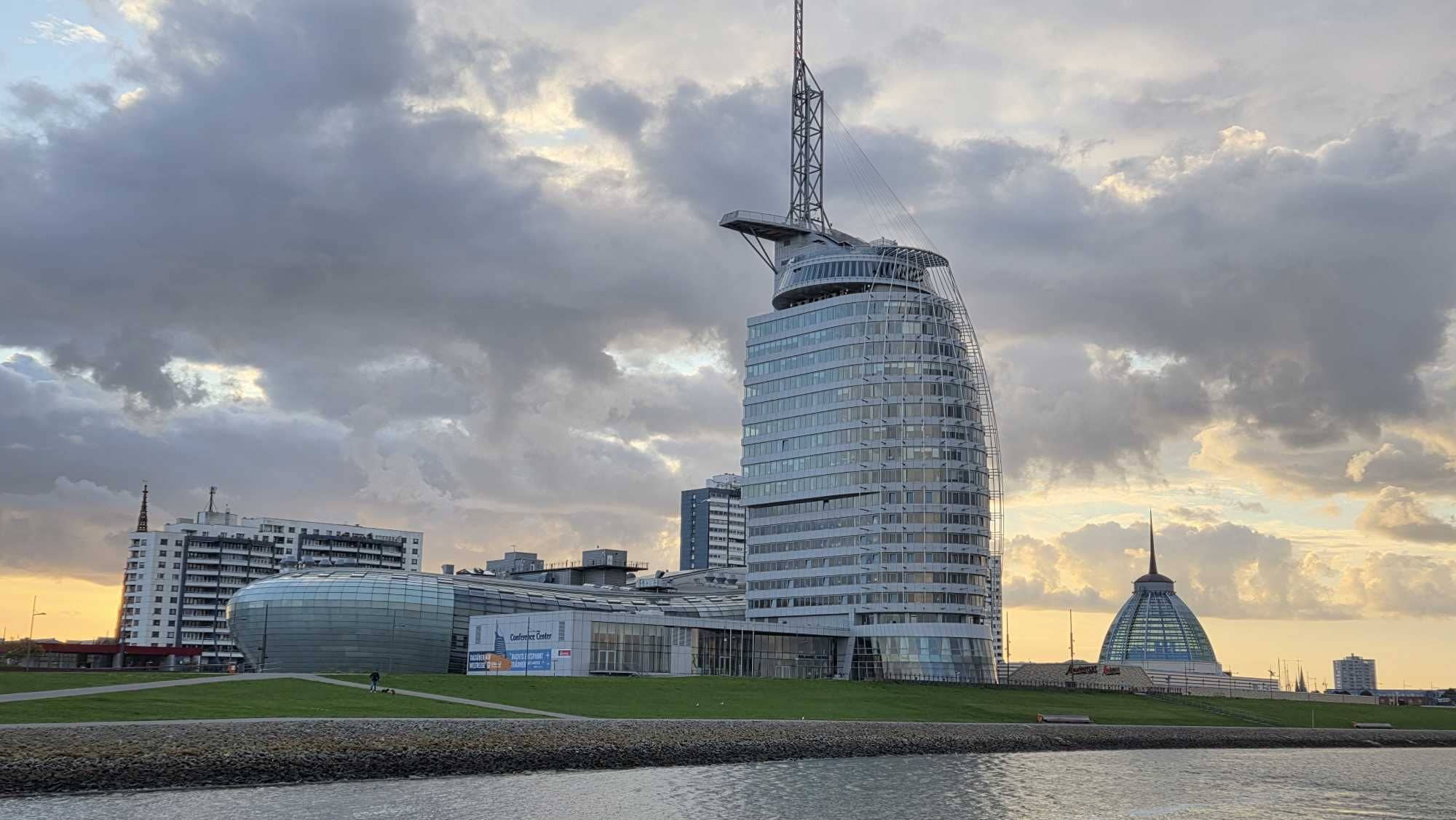 Atlantic Hotel Sail City Bremerhaven: Perfekter Start in die Kreuzfahrt
