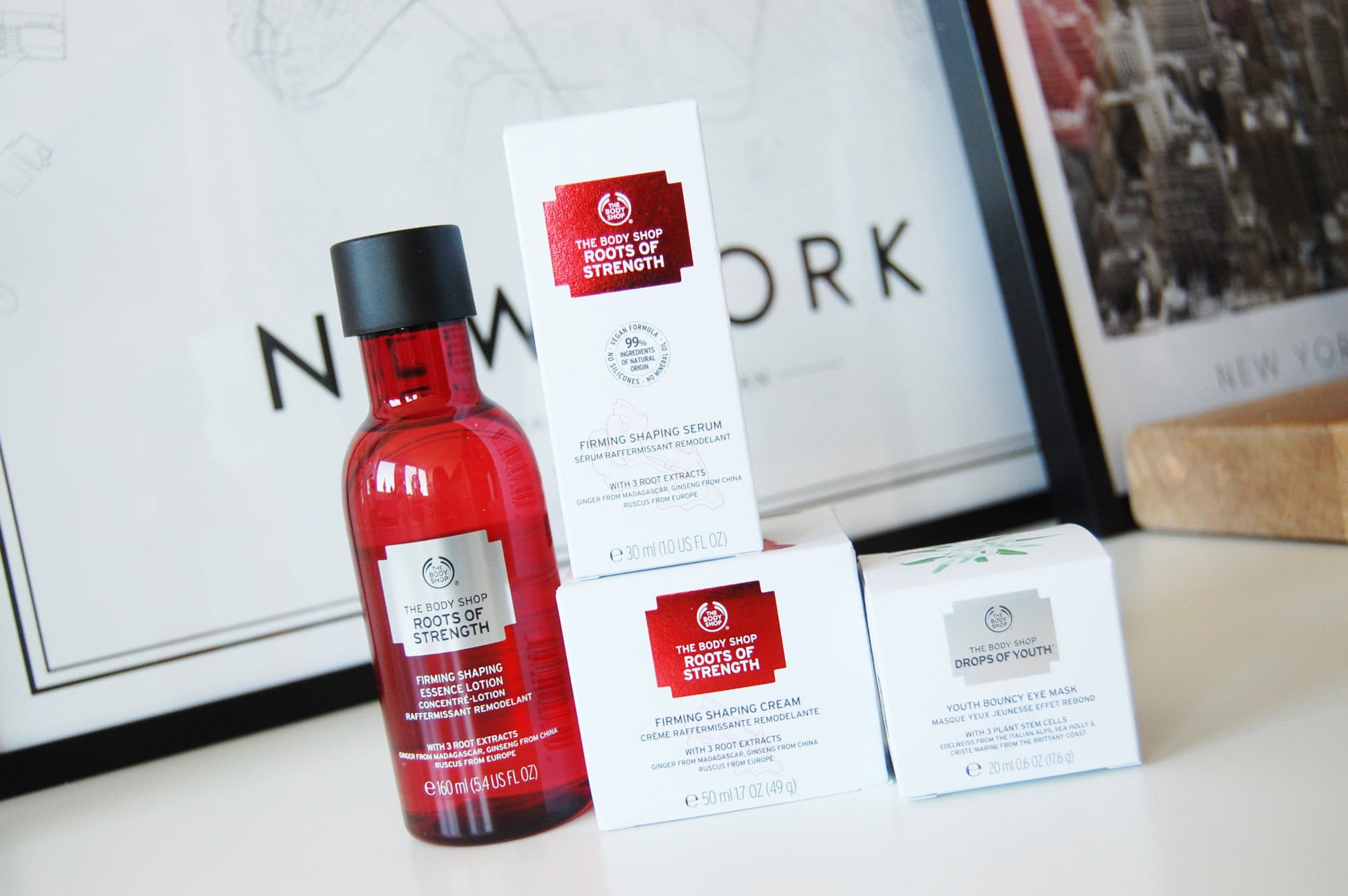 The Body Shop Roots of Strength & Drops of Youth