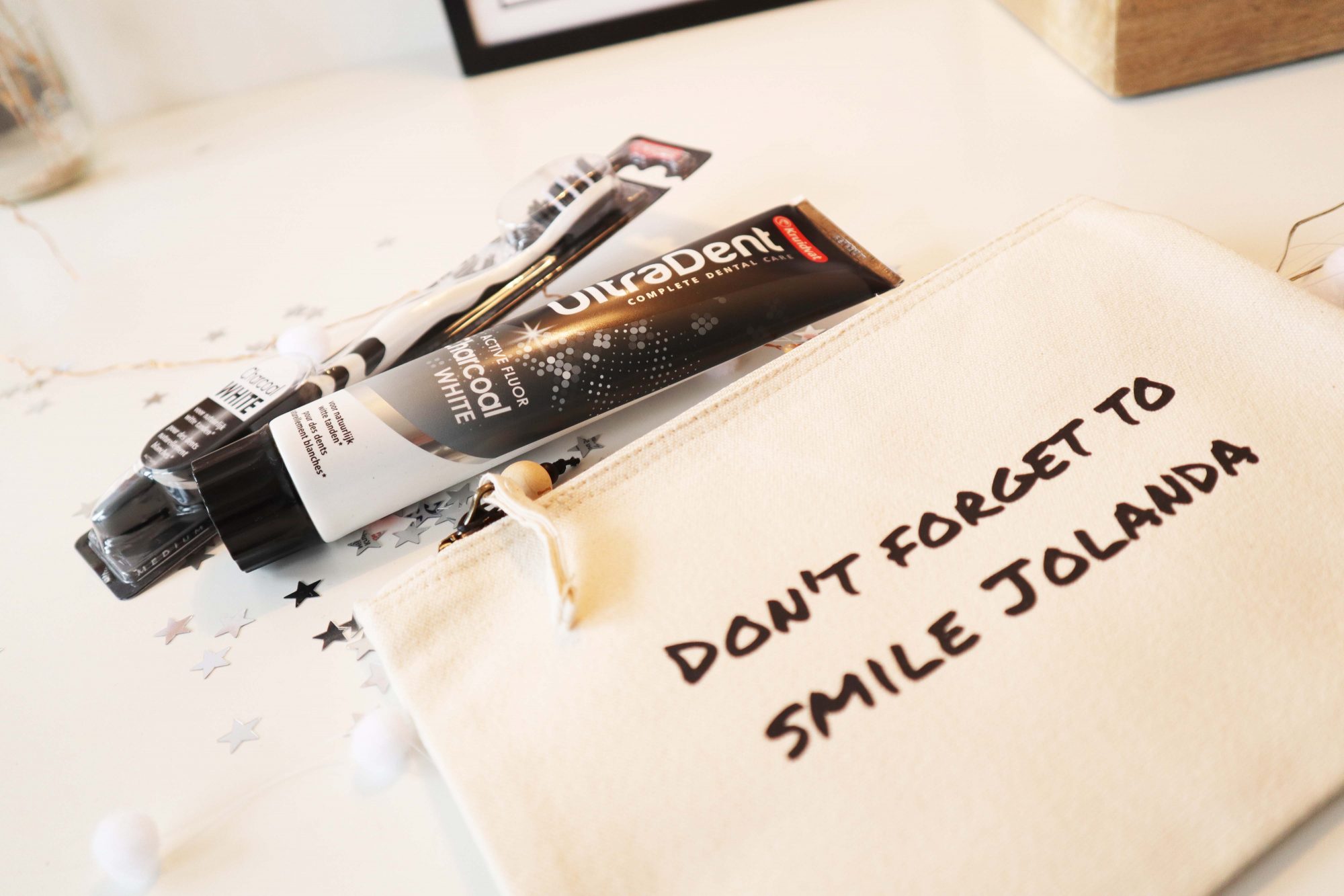 Kruidvat Ultradent Charcoal
