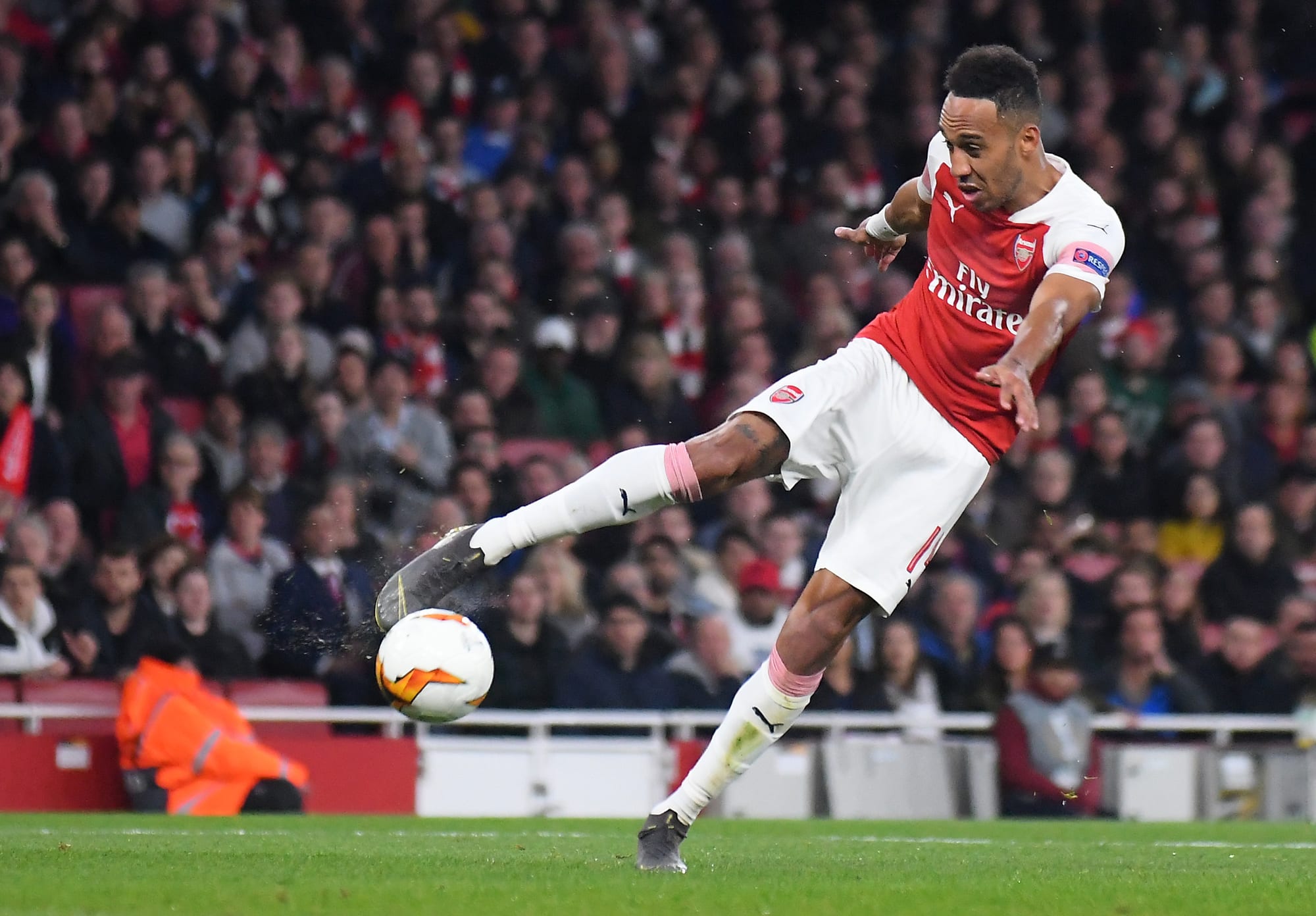 Aubameyang Scores for Arsenal